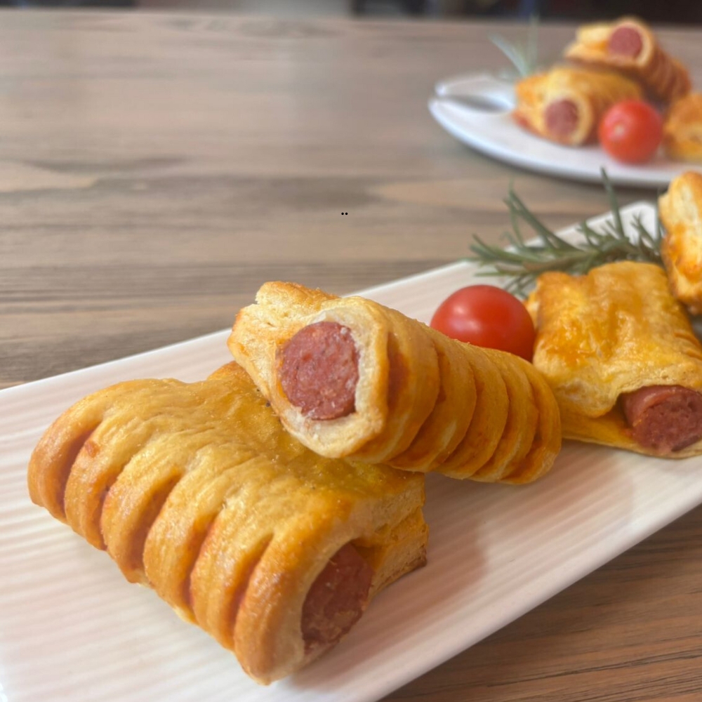 FM Beef Dogs Cheese 36x45gr (CAS)  [COC022]