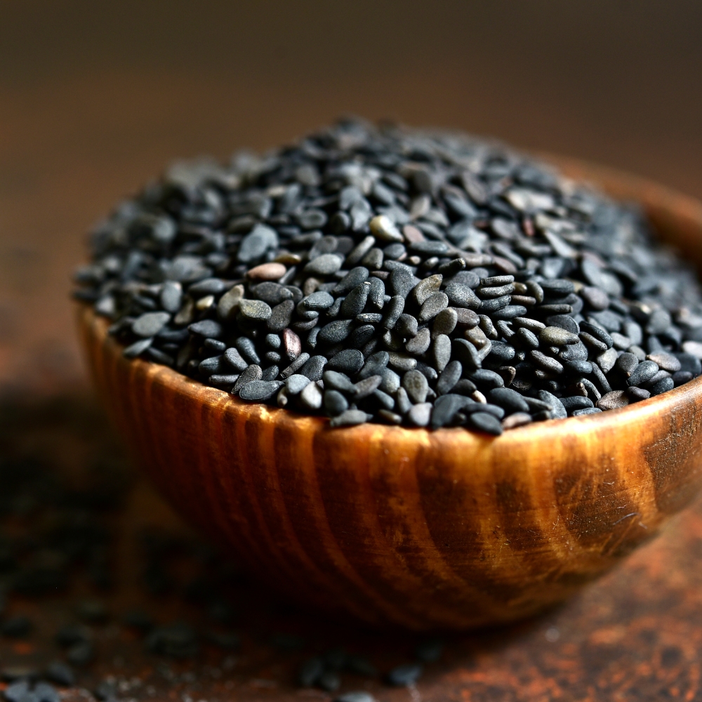 Sesame Seeds Black 1kg (UNT)  [SUS015]