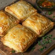 PIES MINI STEAK & KIDNEY (100X45G) FM (16705)