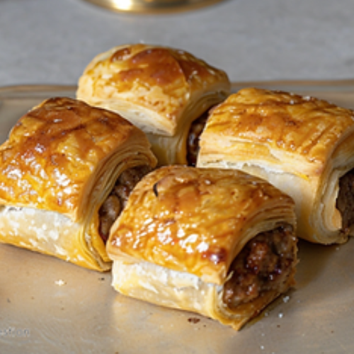 PIES MINI BEEF SAUSAGE ROLLS (100X28G) FM (16682)