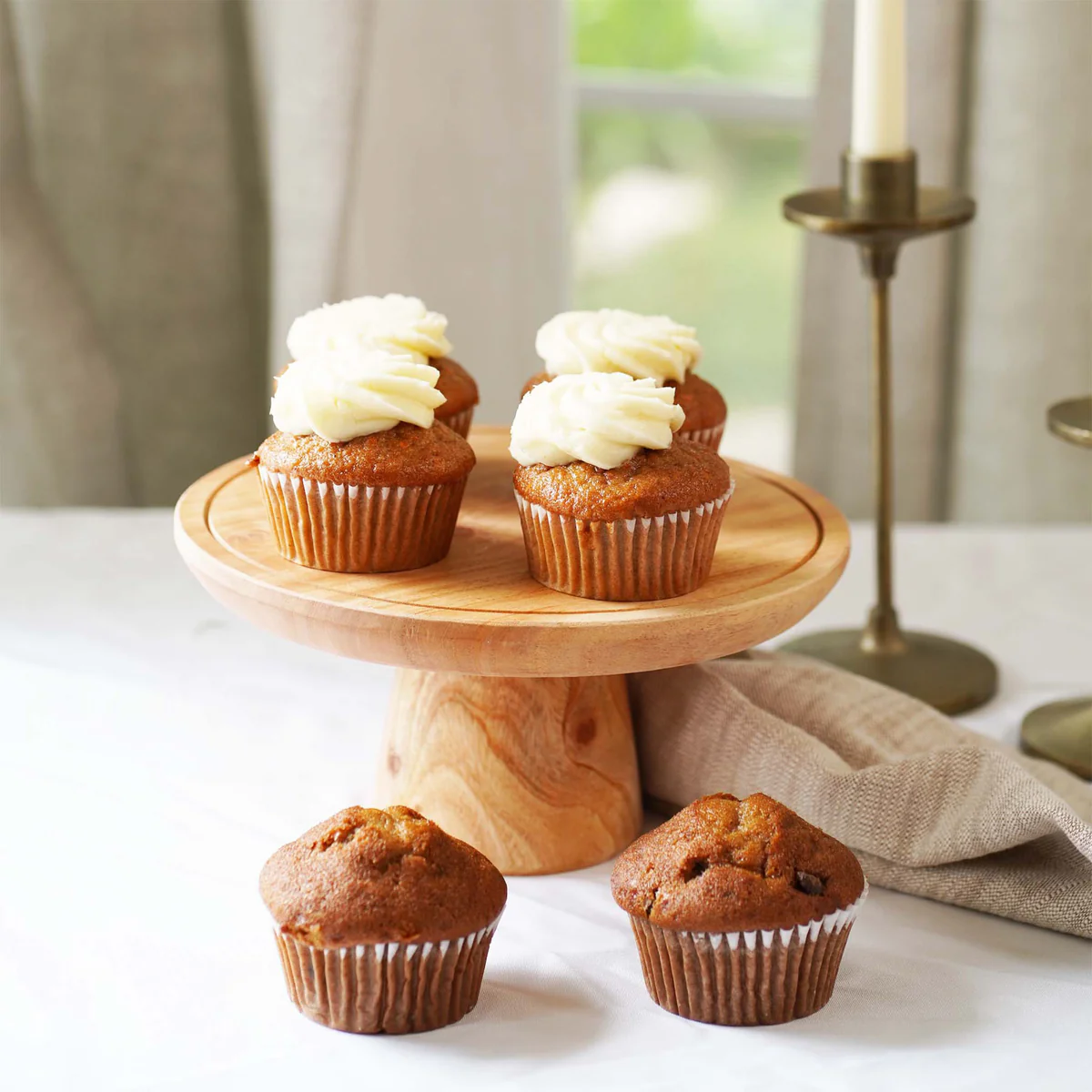 CAKE STAND ROUND WOOD MEDIUM 380X110X22MM (WDT0004)