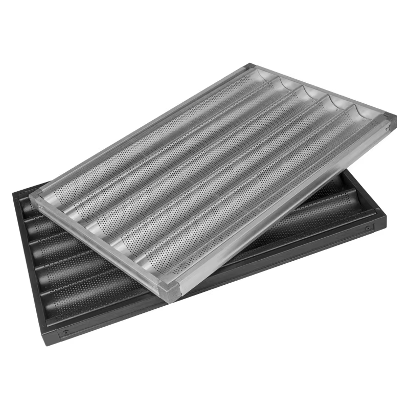 BAKERTOP PERFORATED BAKING TRAY 600X400MM (TG410)